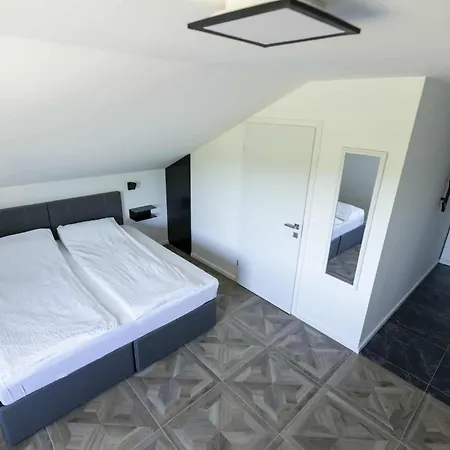 Pensjonat Sleepoteca 3*